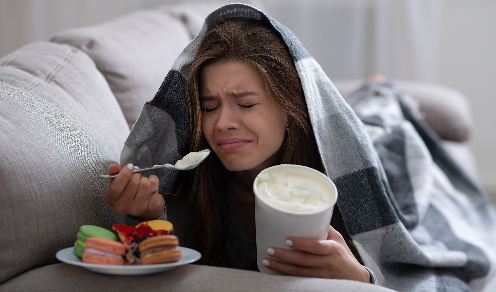 What is Emotional Eating and How Can You Stop It?